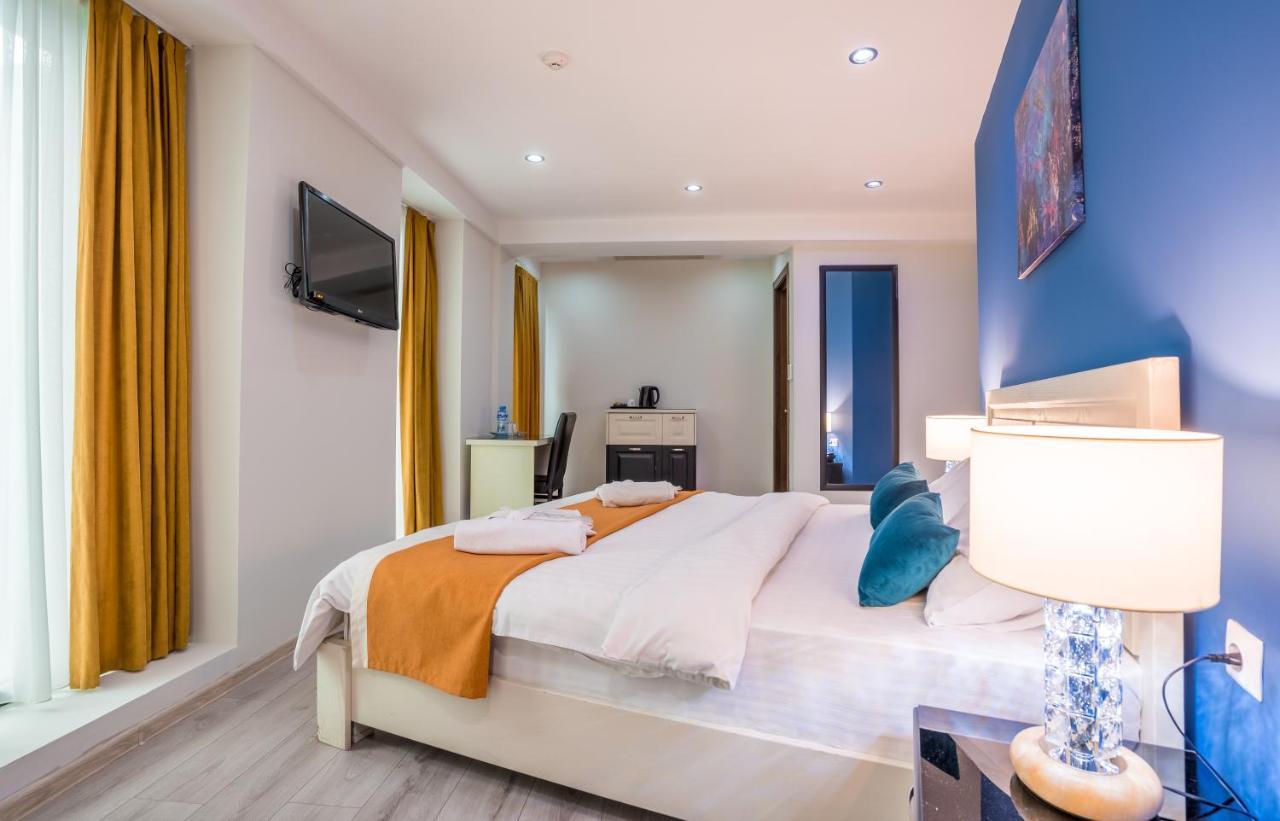 Capitol By Umbrella Hotel Tbilisi Bagian luar foto